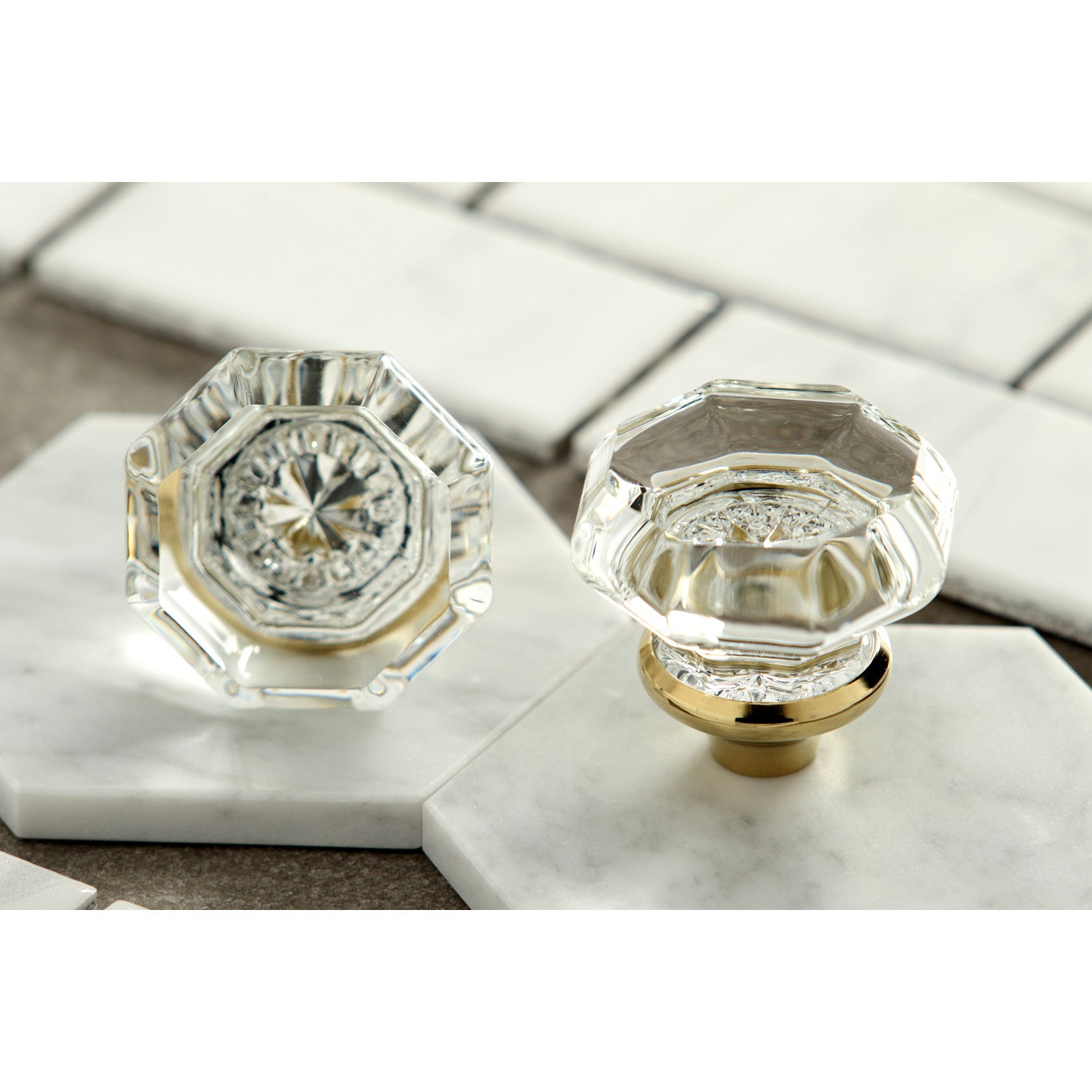 Kingston Heirloom KS3962WCL - Celebrity Two-Handle 3-Hole Deck Mount Widespread Bathroom Faucet with Brass Pop-Up, Polished Brass — thumbnail 3